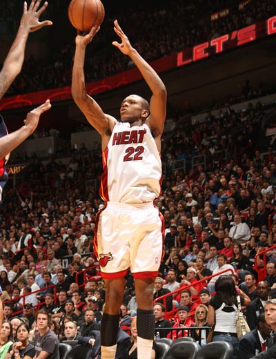 并在关键时 并在关键时