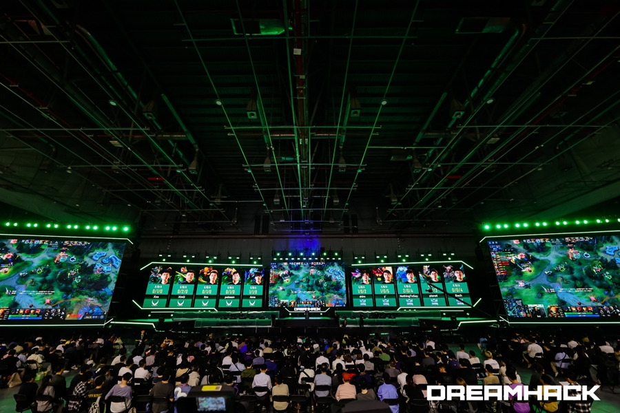 超球员具有 超球员具有